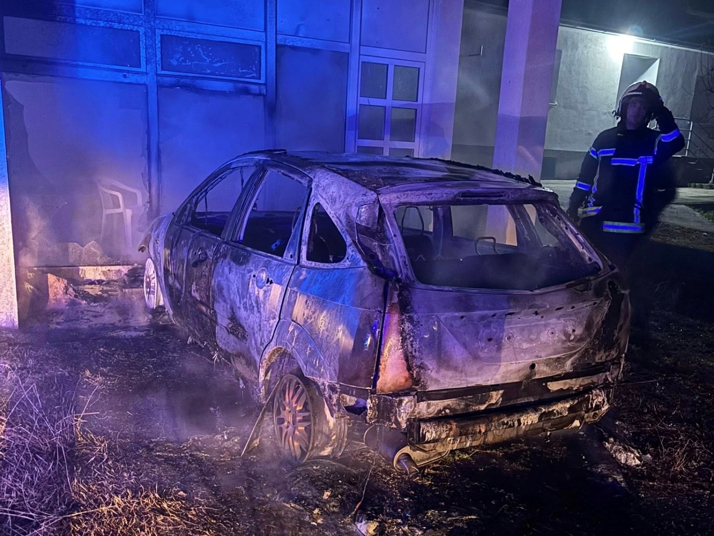 Automobil izgorio u Mostaru, pričinjena znatna materijalna šteta