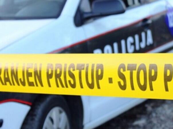 Automobil sletio sa ceste kod Tomislavgrada, troje povrijeđenih