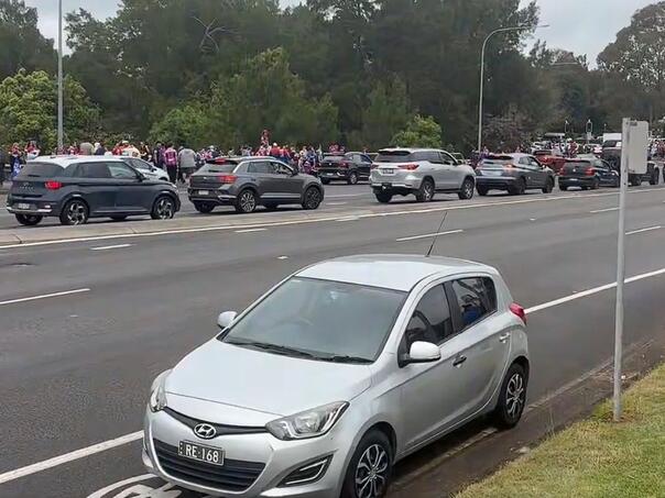 Automobilom pokosio grupu ljudi u Australiji, dosta je povrijeđenih