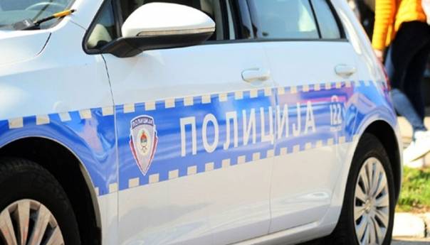 Automobilom udario u betonski stub, ima povrijeđenih