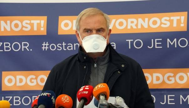 Avdić: Na snazi ostaje mjera ograničavanja rada ugostiteljskih objekata