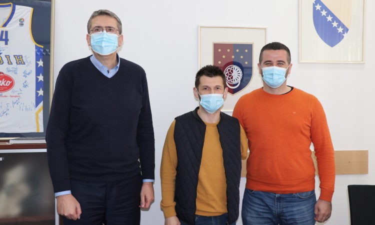 Avdić obećao podržati najboljeg bh. paraplivača Memića