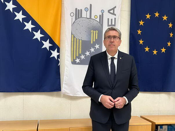 Avdić posjetio Regionalni centar IDDEEA u Sarajevu i preuzeo elektronski potpis