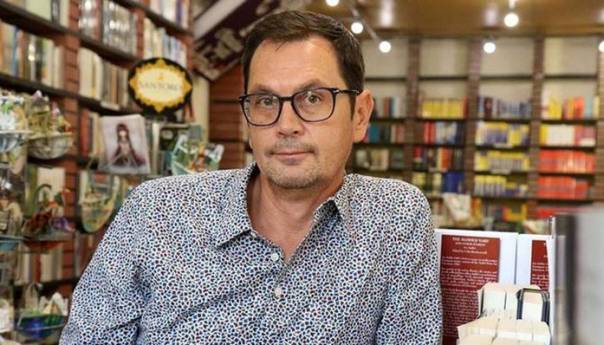 Avdo Humo sistemski je izoliran i izbrisan