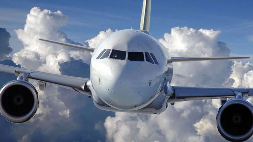 Avion kompanije Air Serbia prinudno sletio zbog kvara
