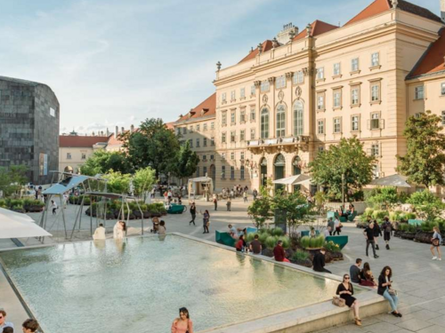 "Awake" Šejle Kamerić: Jednovečernja javna svjetlosna instalacija u srcu Beča