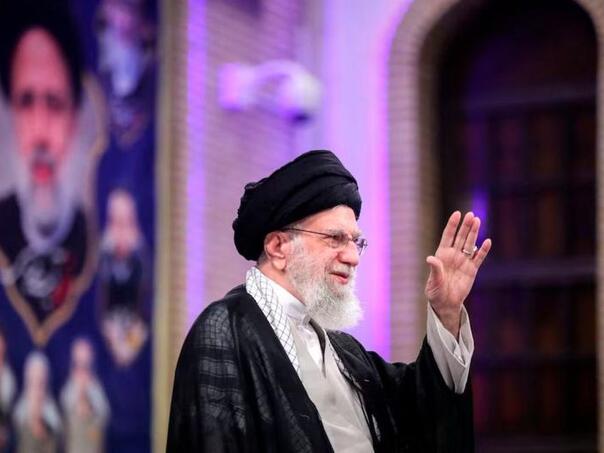 Ayatollah se danima nije pojavio u javnosti, zabrinutost u Iranu