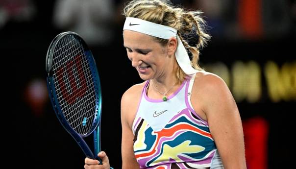 Azarenka se plasirala u polufinale AO