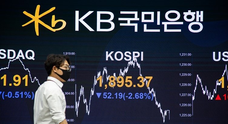 Azijske berze porasle, dolar oslabio