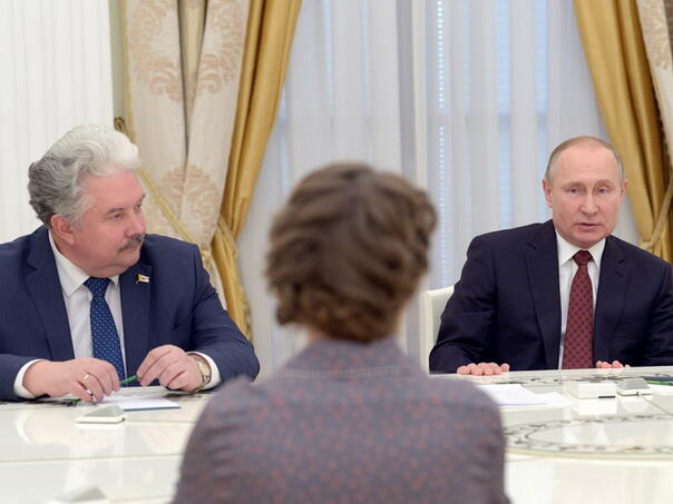 Baburin se povukao s predsjedničkih izbora, pružio podršku Putinu