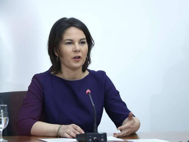 Baerbock: Evropa mora biti uključena u razgovore o Ukrajini