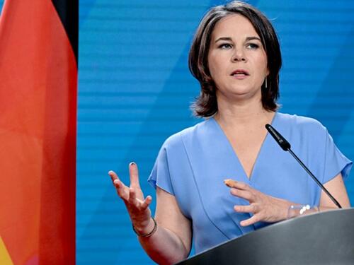 Baerbock: Njemačka će predložiti nove sankcije Moskvi zbog smrti Navaljnog