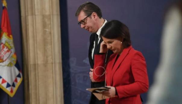 Baerbock s Vučićem: Suprotstaviti se ugrožavanju BiH