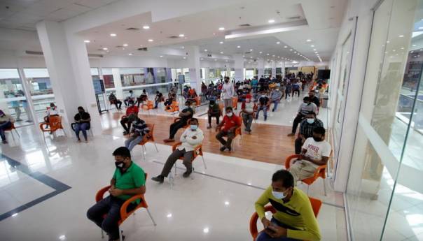 Bahrein pretvorio tržni centar 'Sitra' u centar za vakcinaciju