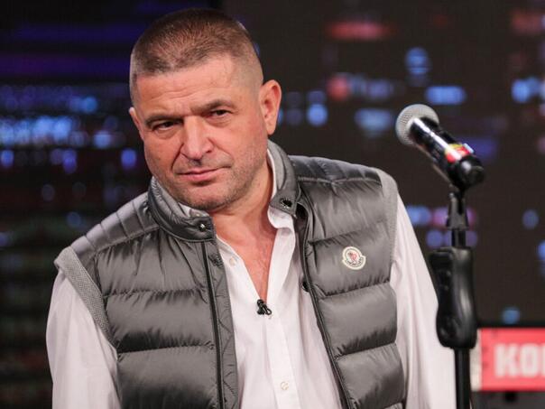 Baji Malom Knindži "pucaju tezge" nakon što je pjevao na Vučićevom mitingu