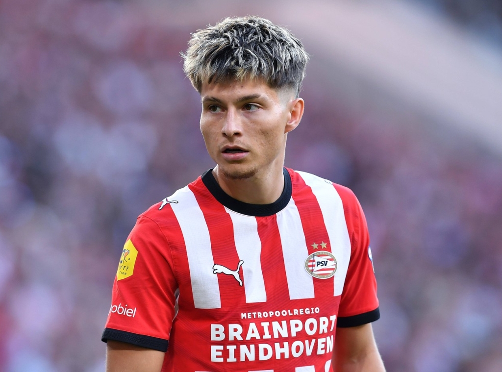 Bajraktarević napušta PSV, poznata nova destinacija?