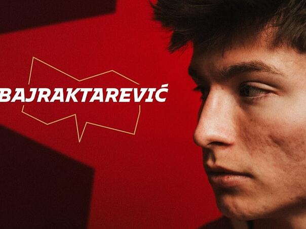 Bajraktarević zvanično novi igrač PSV-a, potpisao ugovor do 2029. godine