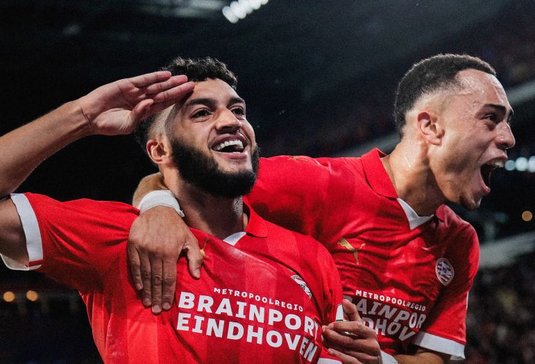 Bajraktarević sa PSV-om senzacionalno osvojio naslov prvaka Holandije