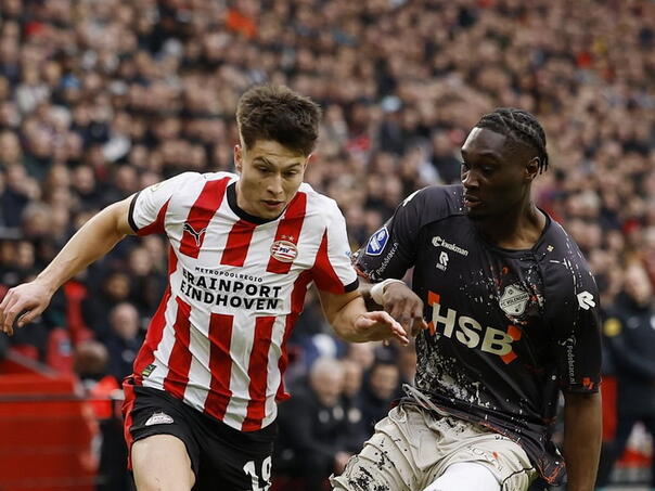 Bajraktarević upisao asistenciju, PSV uvjerljiv protiv Volendama