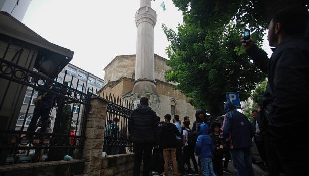 Bajram-namaz klanjan i u beogradskoj Bajrakli džamiji