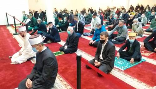 Bajram-namaz klanjan u svim džamijama u USK