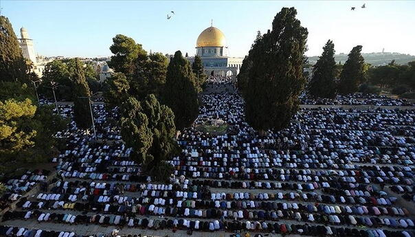 Bajram namaz u Al-Aksi klanjalo oko 100.000 vjernika