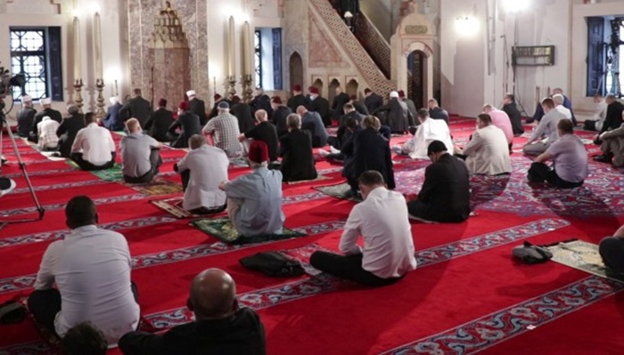 Bajram namaz u četvrtak u 6.02 sati
