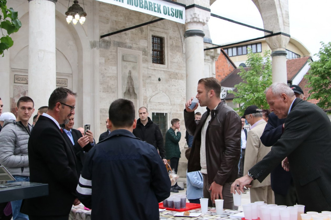 Bajram-namaz u Ferhadiji: Bajram je trenutak radosti