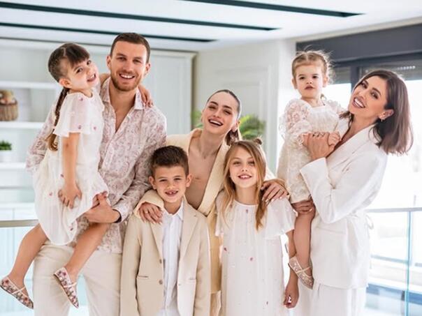 Bajram u Turskoj: Amra Džeko podijelila veselu porodičnu fotografiju