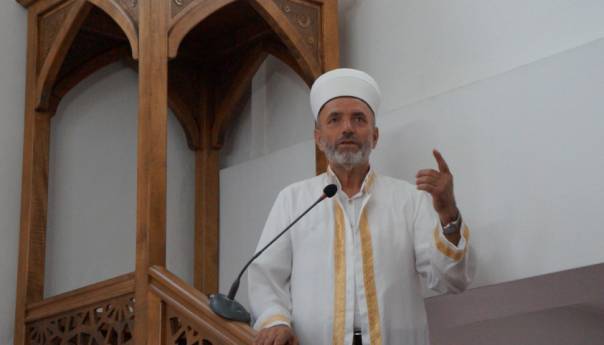 Bajramska svečanost održana u novopazarskoj Stambol džamiji