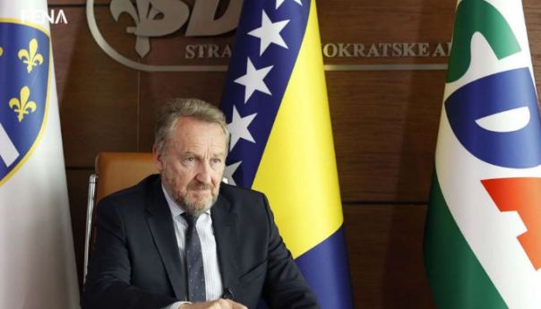 Bakir Izetbegović uputio ramazansku čestitku