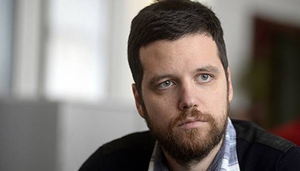 Balunović: Šizofrena situacija iz Crne Gore će se odraziti na region