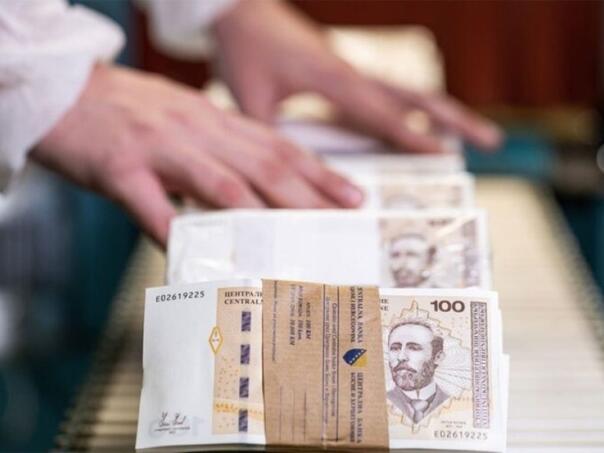 Banjalučanin ostao bez 1.835 eura zbog lažnih sportskih dojava