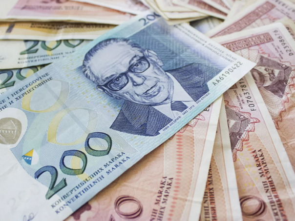 Banjalučanka prisvojila kovertu sa novcem koju je našla: Uhapšena je