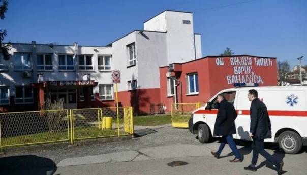 Banjalučka škola koju pohađa zaraženi učenik počela s radom