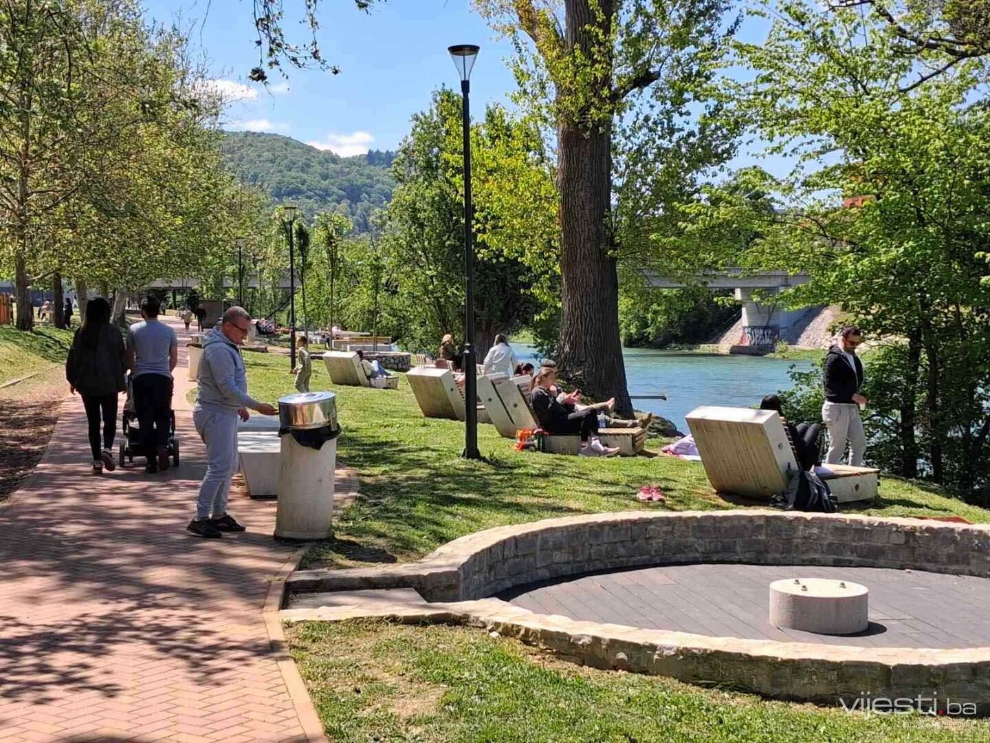 Banjaluka na 1. maj: Sunčan dan, šetnje i porodična atmosfera