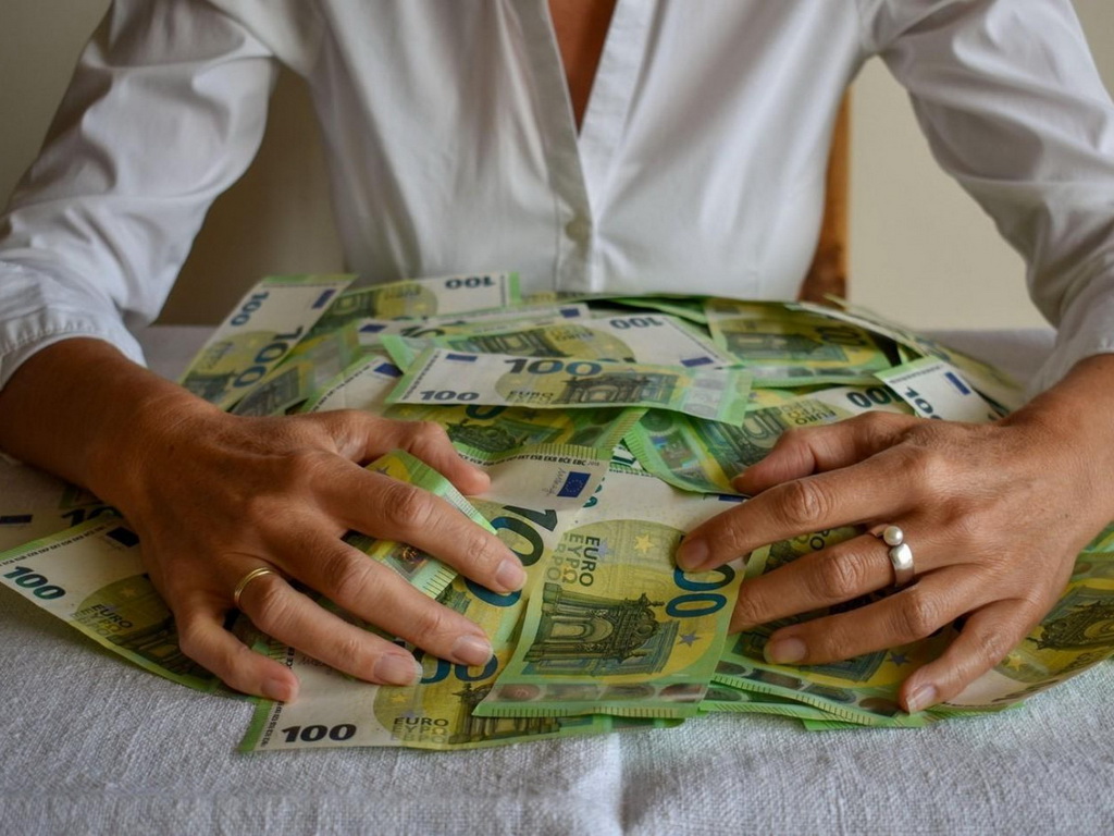 Bankarice u Čakovcu oštetile banku za oko 1,8 miliona eura