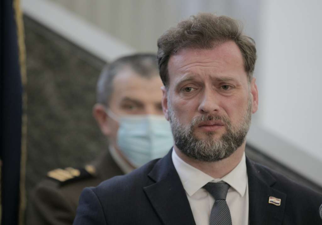 Banožić: Imamo saznanja odakle je došla letjelica