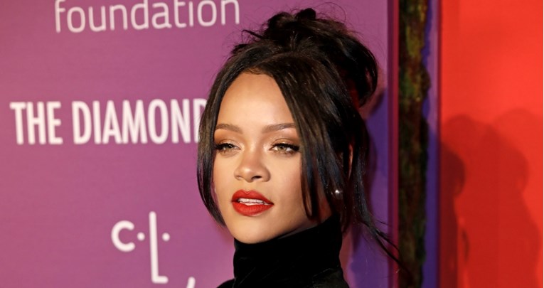 Barbados proglasio Rihannu nacionalnom junakinjom