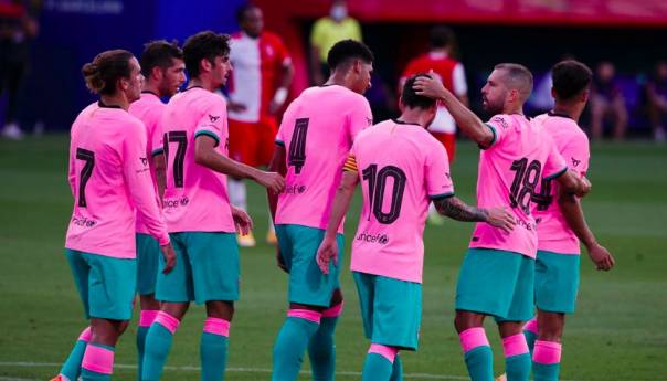 Barca uspješna u provjeri protiv Girone, pogađali Messi i povratnik Coutinho