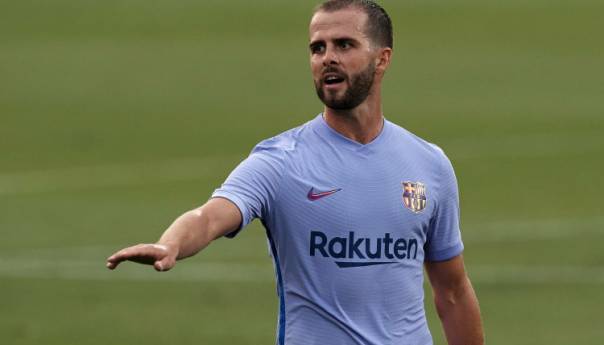 Barcelona danas na pregovorima sa Interom o posudbi Pjanića