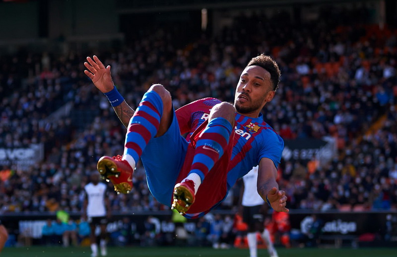 Barcelona na krilima Aubameyanga bolja od Valencije