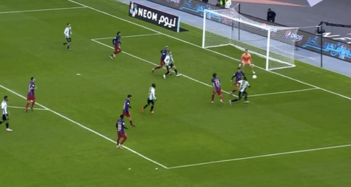 Barcelona nakon penala izbacila Betis i zakazala finale sa Real Madridom