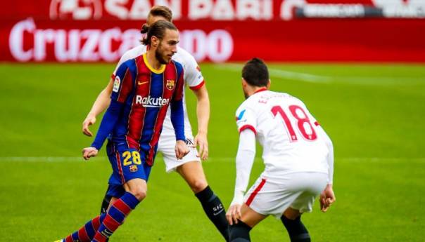 Barcelona savladala Sevillu