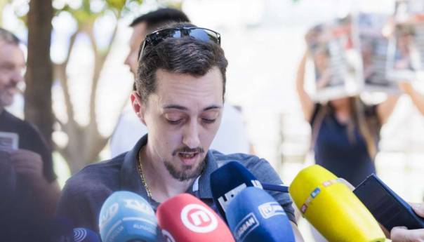 Baričić: Povlačim se iz politike zbog slanja snimki seksualnog sadržaja