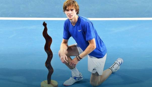 Barty i Rubljev pobjednici teniskog turnira u Adelaideu