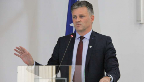 Bašić: Vjerujemo da će mjera koju smo donijeli doprinijeti većem broju porodilja u ZDK-u