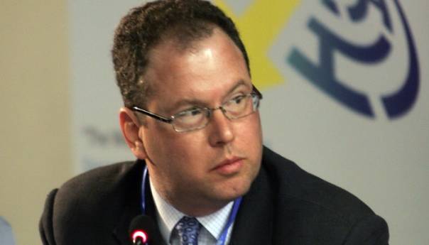 Basiner: Zašto ovo Zapad dopušta Dodiku