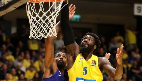 Baskonia i Efes bez problema, Wilbekin trojkom srušio Olympiacos