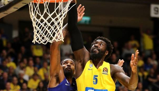 Baskonia i Efes bez problema, Wilbekin trojkom srušio Olympiacos